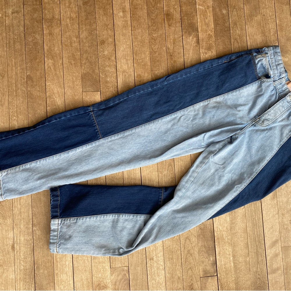 Two-Tone Women Blue Jeans